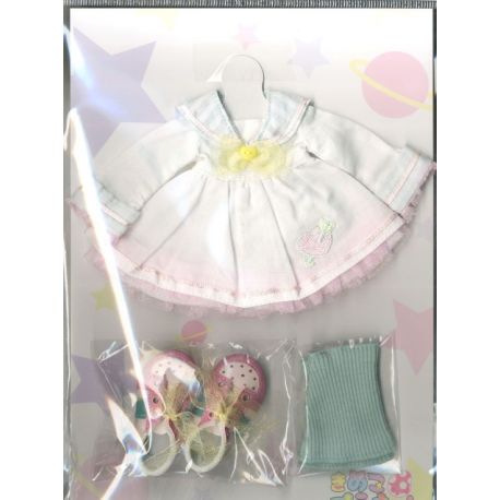 Kinoko KIKIPOP Planet [Hokkori Usa-chan Hoodie Hooded Dress Set] PINK Check